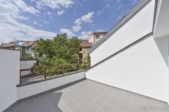 Prodej prostoru 5+kk/T s možností bydlení a podnikání - 3