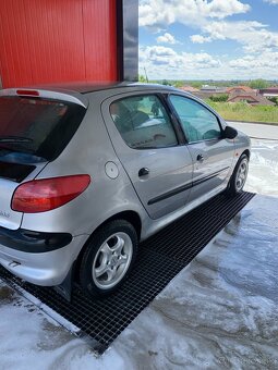 Predám Peugeot 206 - 3