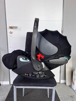 Cybex Cloud Z2 i-size Black + otočná základňa - 3