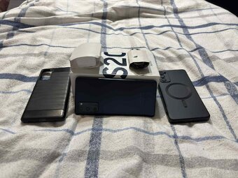 Samsung S20 FE - 3