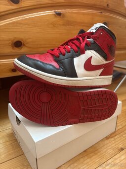 Jordan 1 Mid Alternate Bred Toe (Women's) - 3