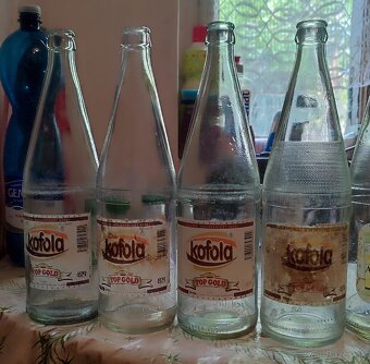 fľaše od limonády z konca 80 a začiatku 90 rokov - 3