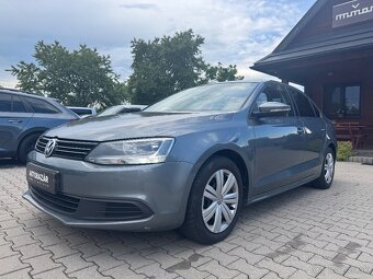 Volkswagen Jetta 1.6 TDI Comfortline DSG - 3