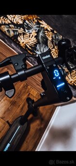 🛴 Predám elektrokolobežku Ninebot KickScooter MAX G30D II - 3