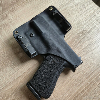 Glock - 3