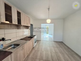 HALO reality - Predaj, dvojizbový byt Komárno, nedaľeko žele - 3