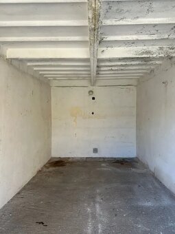 garáž Astronomická ul., Ružinov - 3