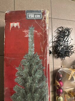 Vianočný stromček umelý 150cm + ozdoby - 3