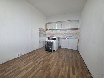 Ponúkam na predaj 1,5 izbový byt Jaltská, Dargovských hrdin - 3