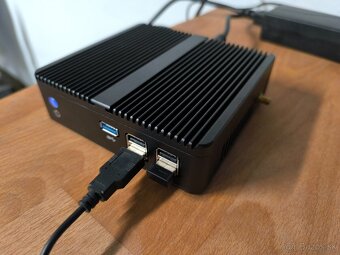 Intel NUc Pentium - 3