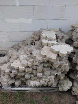 Dlažba známková - 3