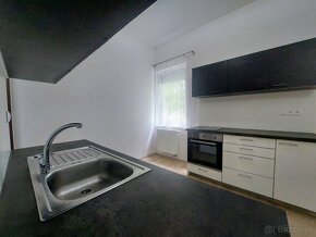 Moderný 2 izbový byt + garážové státie Jazzy Garden- KOMÁRNO - 3