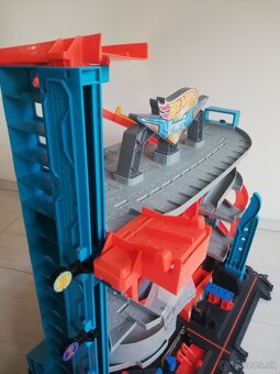 Hot wheels - 3