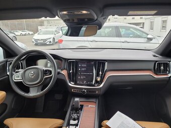 Volvo V60 Cross Country B4(D) 197PS AT8 AWD INSCRIPTION - 3