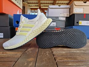 Adidas Ultra 4D Glow in the dark - 3