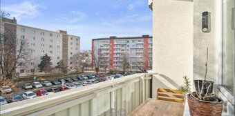 zariadený 3 iz. byt s balkónom 65+3 m2 Nové Mesto - 3