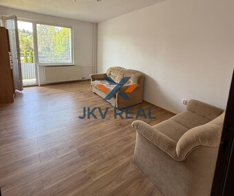 Veľký 2-izbový slnečný byt na prenájom v Handlovej - 3