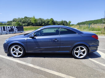 Opel Astra Twin Top - 3