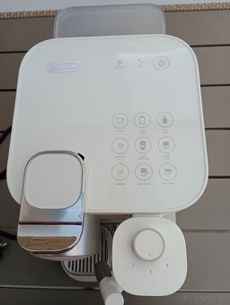 Kapsulový kávovar De'Longhi Nespresso Gran Lattissima - 3