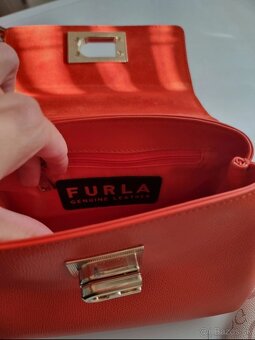 Furla oranzova kabelka - 3