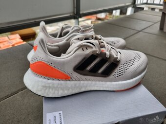 Adidas Pureboost 22 v. 43 1/3 - 3