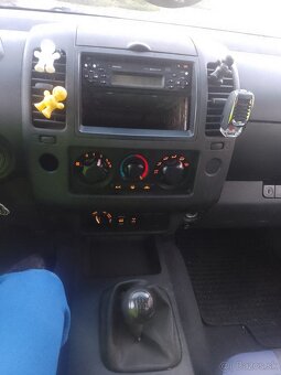 Predám Nissan Navara D40 4x4 ročník 2007 - 3