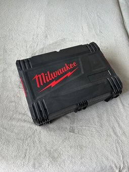 Milwaukee M18 - 3