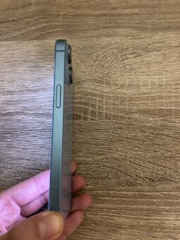 iPhone 14 - 3