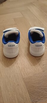 Botasky Adidas - 3