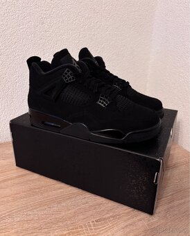 Air Jordan 4 Black Cat - 3