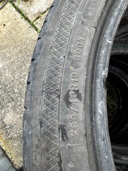 Predám letne pneu Kleber 255/40 r19 - 3