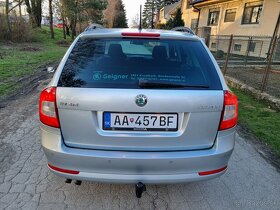 ===Škoda Octavia Combi 1.6 TDI Elegance 4x4=== - 3