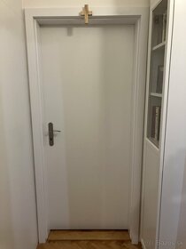 Interiérové dvere 80cm s kovaniami a kľúčom - 3