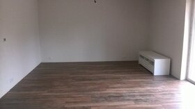 Pokladka podlahy (laminat, vinyl, drevo), nivelacia - 3