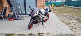 aprilia rsv4 2020 - 3