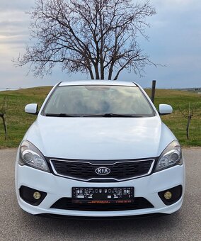 Kia Pro Ceed 1.6 CRDi 66KW/90PS R.V.08/2011 - 3