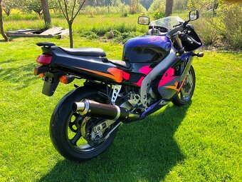 Kawasaki ZXR 400, 1998, vhodný do zbierky, nová cena - 3