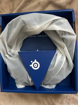 Steelseries sluchadla a myska zo zarukou - 3