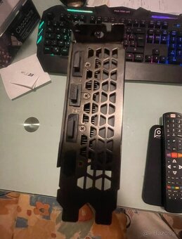 RTX 3060 Ti EAGLE OC 8G (rev. 2.0) - 3