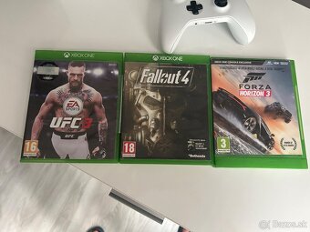 Xbox One S 1TB + 2 ovládače a hry - 3