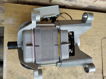 motor, násypka alebo dávkovač na práčku whirpool - 3