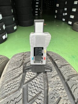 205/60 R16 96 H XL MATADOR SIBIR SNOW MP92 - 3