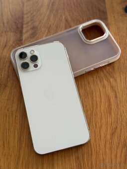 iPhone 12 pro gold - 3