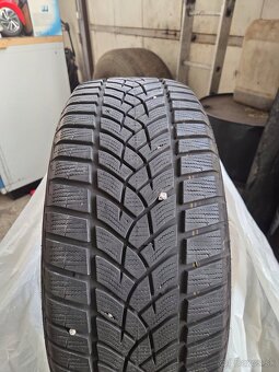 Zimne Pneumatiky 215/55R17 - 3