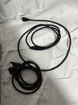 Predám PS 4 pro - 3