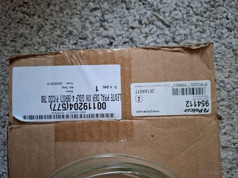 Sklo svetlometu Golf Mk4 - 3