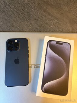 iPhone 15 Pro 256GB - 3