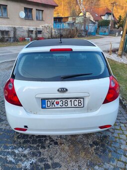 Kia ceed 1.6 crdi 84kw 6/2007 - 3