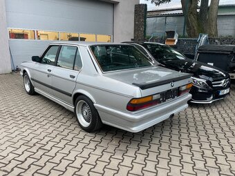 E28 M535i - 3