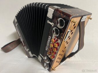 HELIGONKA  KEBRDLE - 3